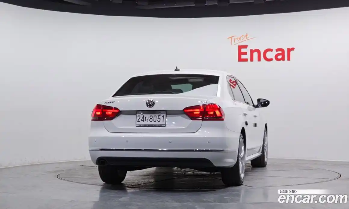 Volkswagen Passat 2014 2.0 Автомат в Москве № 168857, фото 13