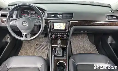 Volkswagen Passat 2014 2.0 Автомат в Москве № 168857, миниатюра 9