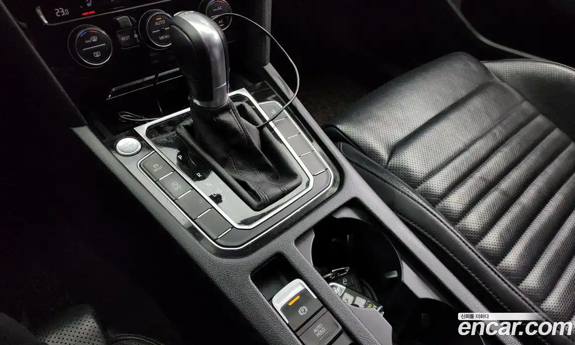 Volkswagen Passat 2018 2.0 Автомат в Москве № 168909, фото 9