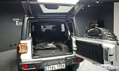 Jeep Wrangler 2022 2.0 Автомат в Москве № 169456, миниатюра 3