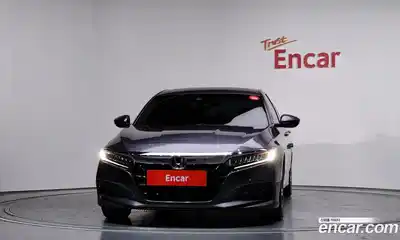 Honda Accord 2020 1.5 Автомат в Москве № 170543, миниатюра 3