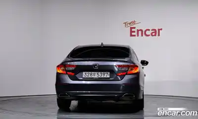 Honda Accord 2020 1.5 Автомат в Москве № 170543, миниатюра 4