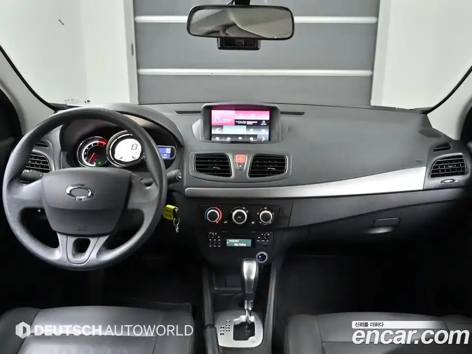 Renault SM3 2018 1.6 Автомат в Москве № 176963, фото 7