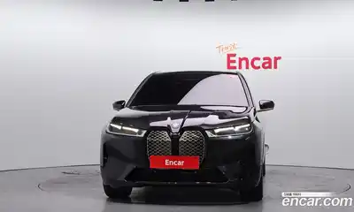 BMW iX 2022 0.2 Автомат в Москве № 189325, миниатюра 3