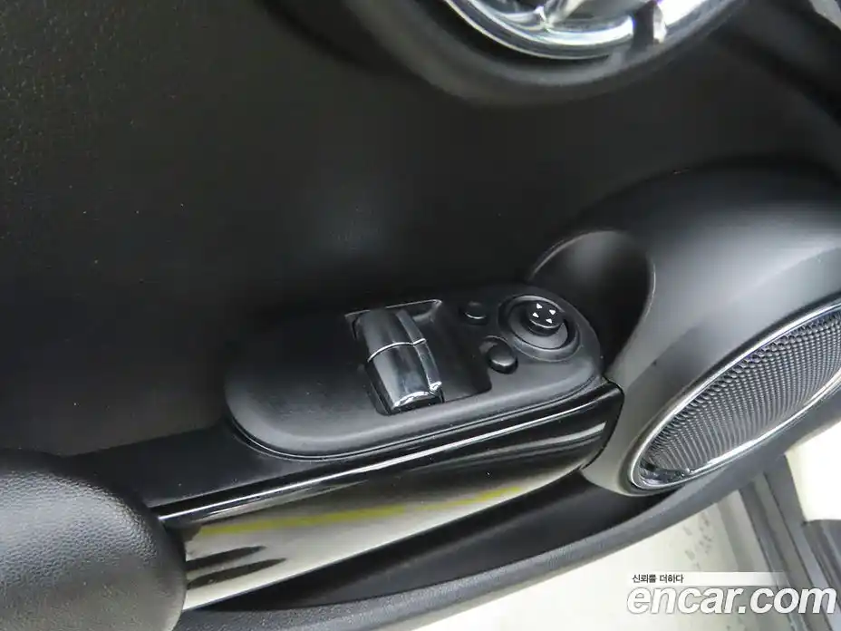 Mini Cooper 2014 2.0 Автомат в Москве № 190935, фото 14