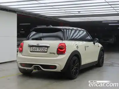 Mini Cooper 2014 2.0 Автомат в Москве № 190935, миниатюра 4