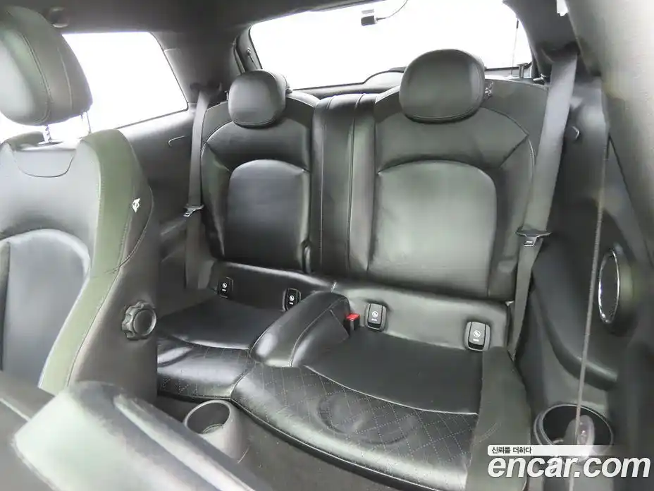 Mini Cooper 2014 2.0 Автомат в Москве № 190935, фото 6