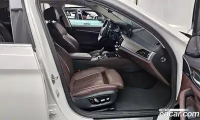 BMW 5-Series 2022 2.0 Автомат в Москве № 191587, миниатюра 2