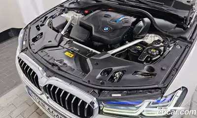 BMW 5-Series 2022 2.0 Автомат в Москве № 191587, миниатюра 3