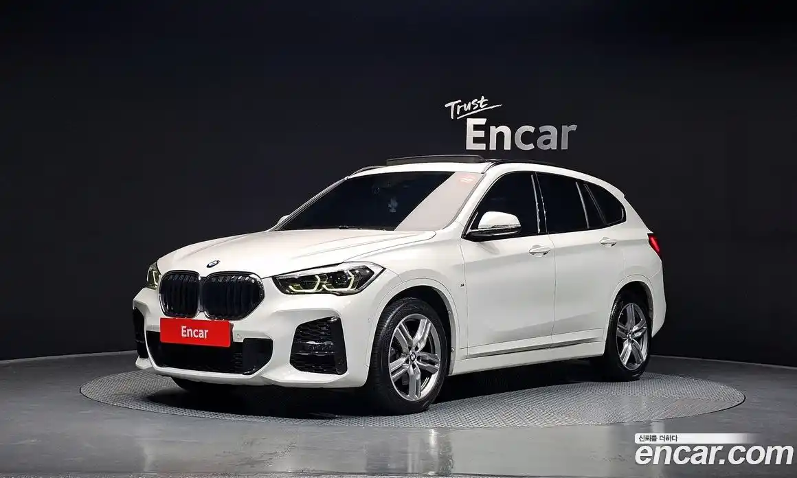 BMW X1 2020 2.0 Автомат в Москве № 192264, фото 1