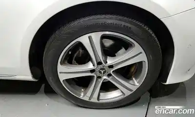 Mercedes-Benz E-Class 2019 1.9 Автомат в Москве № 194772, миниатюра 12