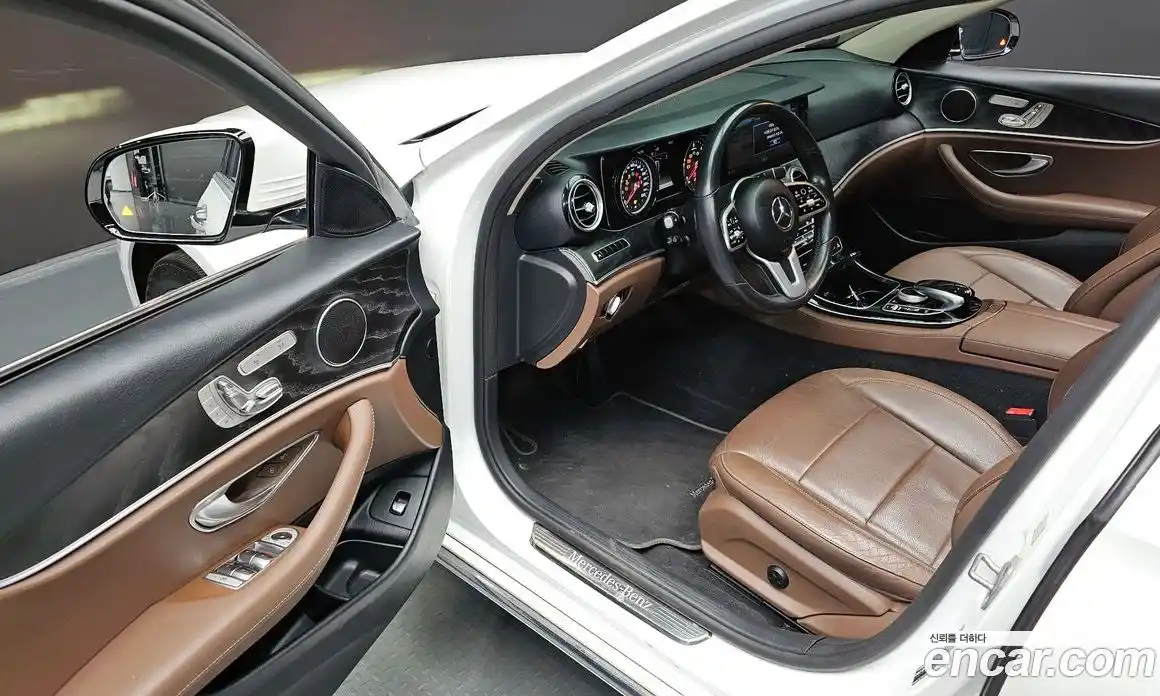 Mercedes-Benz E-Class 2019 1.9 Автомат в Москве № 194772, фото 16