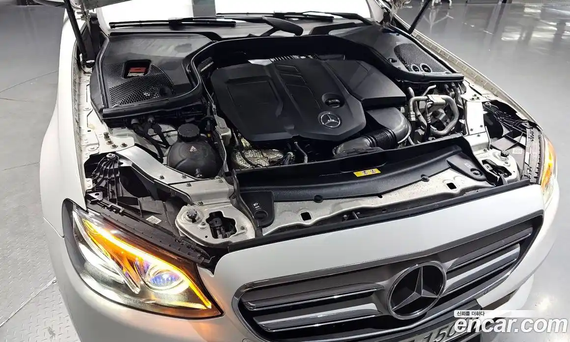 Mercedes-Benz E-Class 2019 1.9 Автомат в Москве № 194772, фото 19