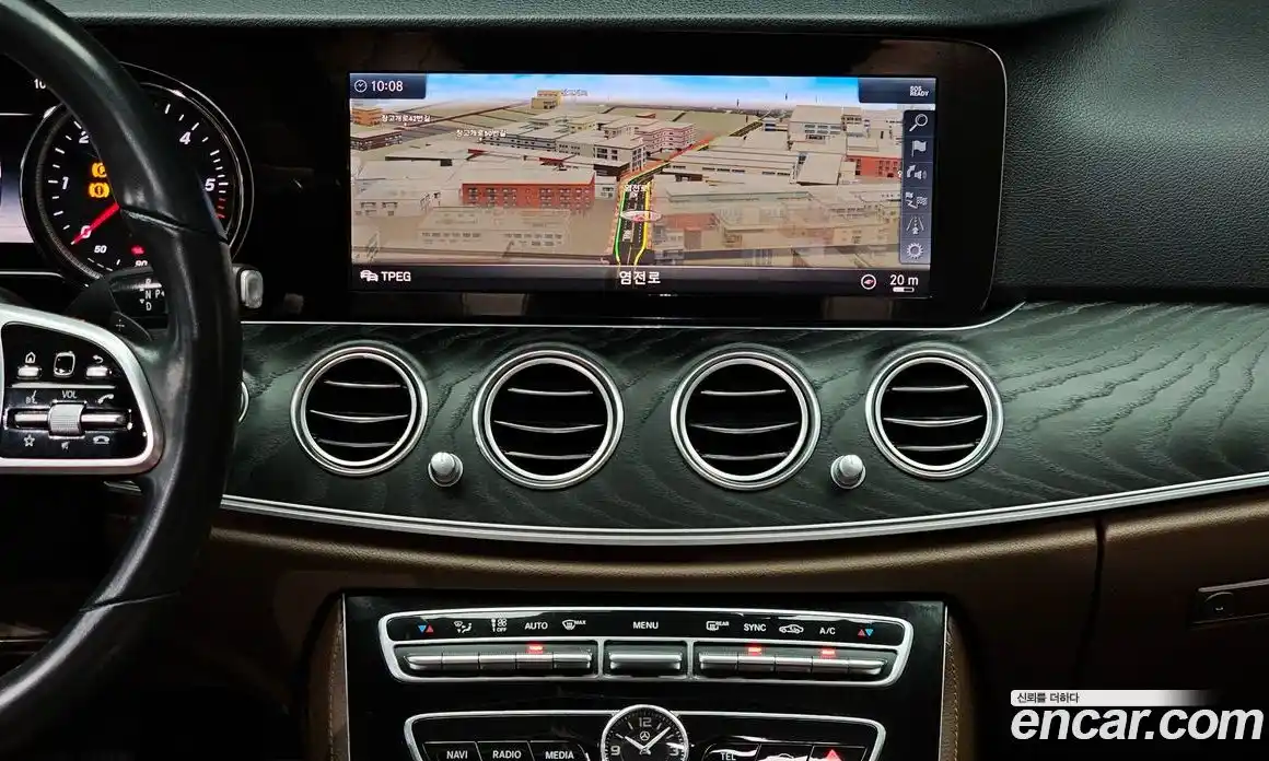 Mercedes-Benz E-Class 2019 1.9 Автомат в Москве № 194772, фото 6