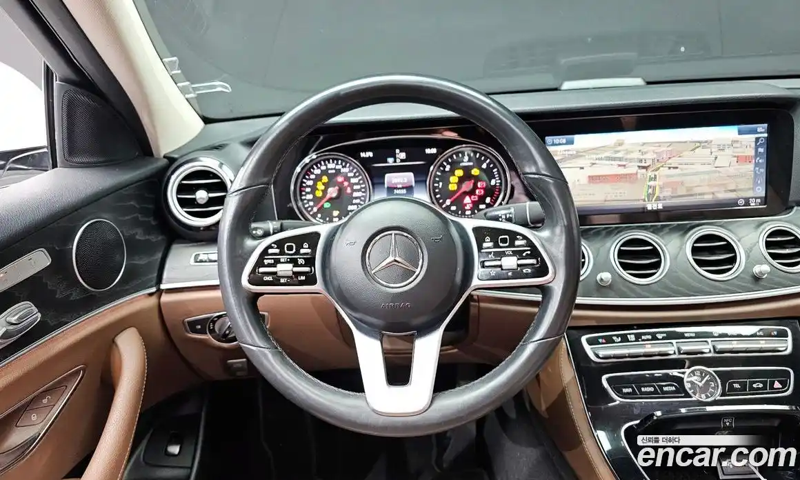 Mercedes-Benz E-Class 2019 1.9 Автомат в Москве № 194772, фото 10