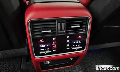 Porsche Cayenne 2021 3.0 Автомат в Москве № 197415, миниатюра 9