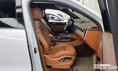 Porsche Cayenne 2020 3.0 Автомат в Москве № 197455, миниатюра 10