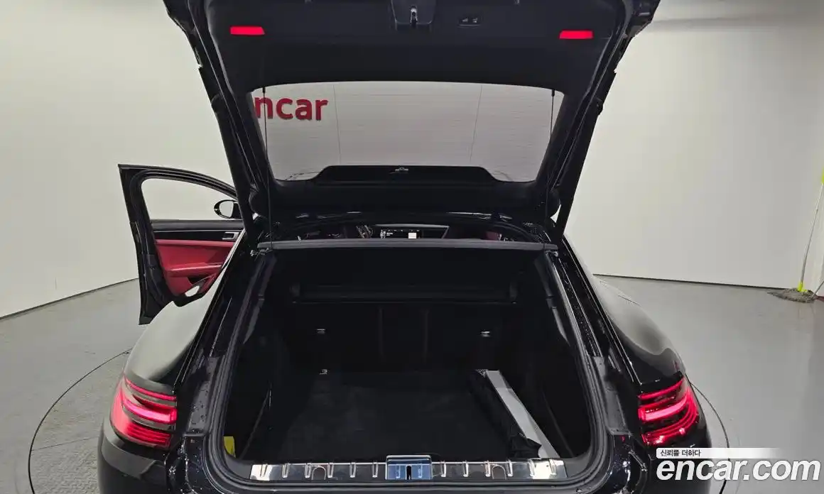 Porsche Panamera 2018 2.9 Автомат в Москве № 197464, фото 12