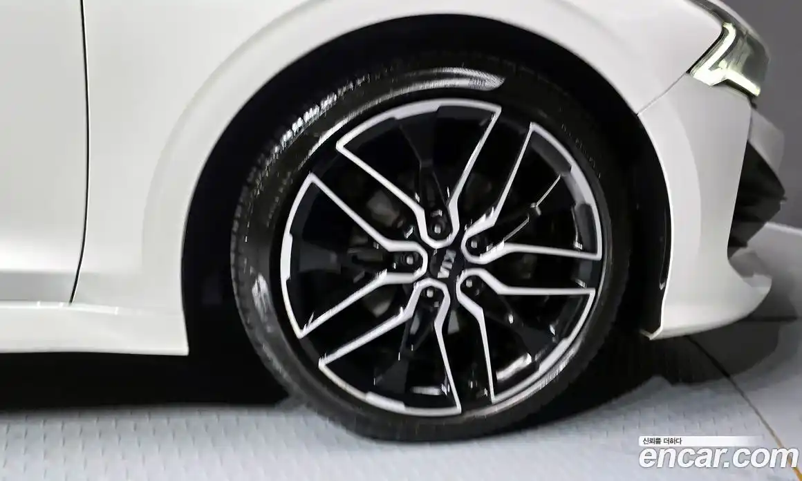 Kia K5 2021 1.6 Автомат в Москве № 19762, фото 5