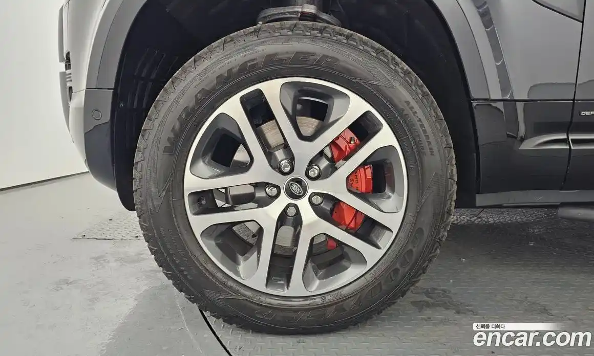 Land Rover Defender 2025 3.0 Автомат в Москве № 198038, фото 11