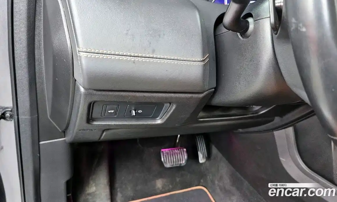 Land Rover Discovery Sport 2016 2.0 Автомат в Москве № 198121, фото 16