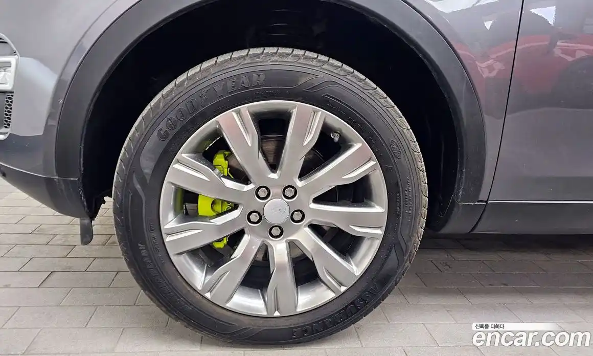 Land Rover Discovery Sport 2016 2.0 Автомат в Москве № 198121, фото 5