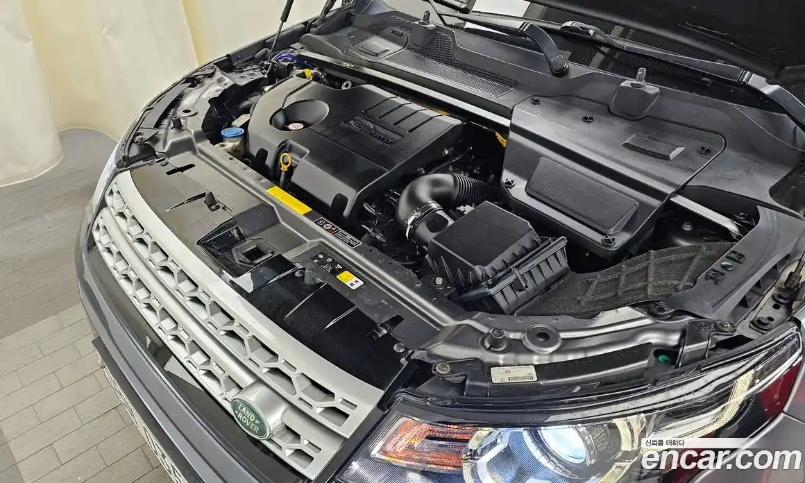 Land Rover Discovery Sport 2016 2.0 Автомат в Москве № 198121, фото 6