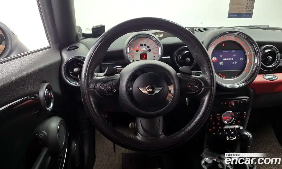 Mini Coupe 2012 1.6 Автомат в Москве № 198425, фото 17