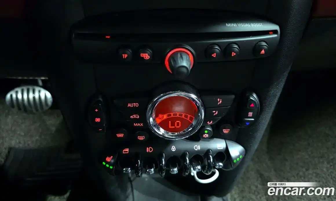 Mini Coupe 2012 1.6 Автомат в Москве № 198425, фото 3