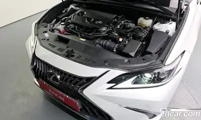 Lexus ES 2023 2.5 Автомат в Москве № 198897, миниатюра 7