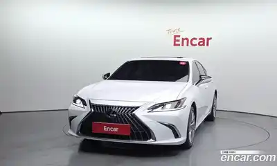 Lexus ES 2023 2.5 Автомат в Москве № 198897, миниатюра 9