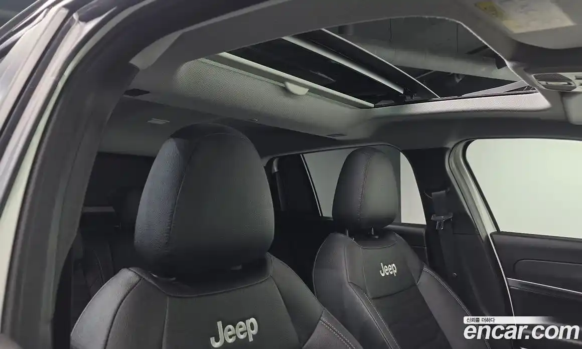 Jeep Avenger 2024 0.1 Автомат в Москве № 199406, фото 13