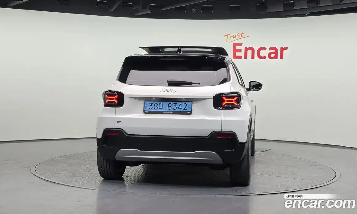 Jeep Avenger 2024 0.1 Автомат в Москве № 199406, фото 15