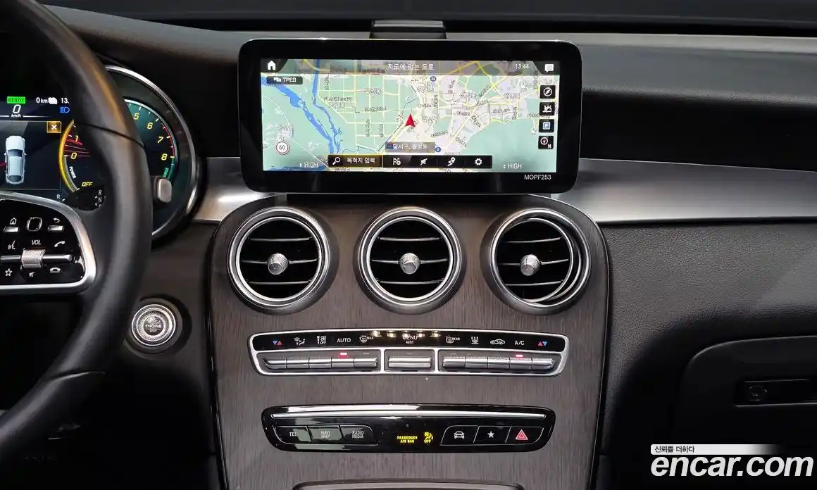 Mercedes-Benz GLC-Class 2021 2.0 Автомат в Москве № 199983, фото 14