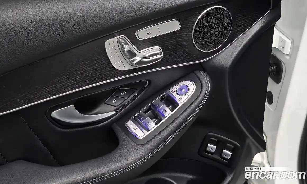 Mercedes-Benz GLC-Class 2021 2.0 Автомат в Москве № 199983, фото 17