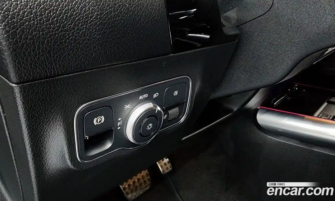 Mercedes-Benz EQA 2022 0.2 Автомат в Москве № 205417, фото 18