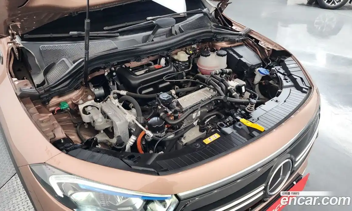 Mercedes-Benz EQA 2022 0.2 Автомат в Москве № 205417, фото 6