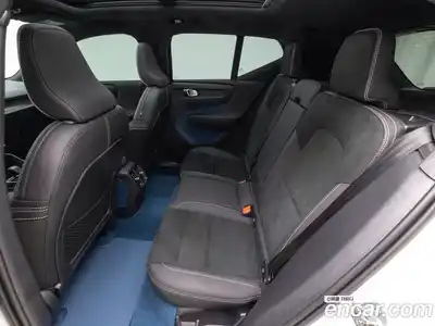 Volvo XC40 2024 Автомат в Москве № 205538, миниатюра 11