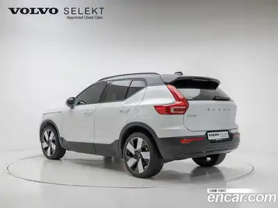 Volvo XC40 2024 Автомат в Москве № 205538, миниатюра 4