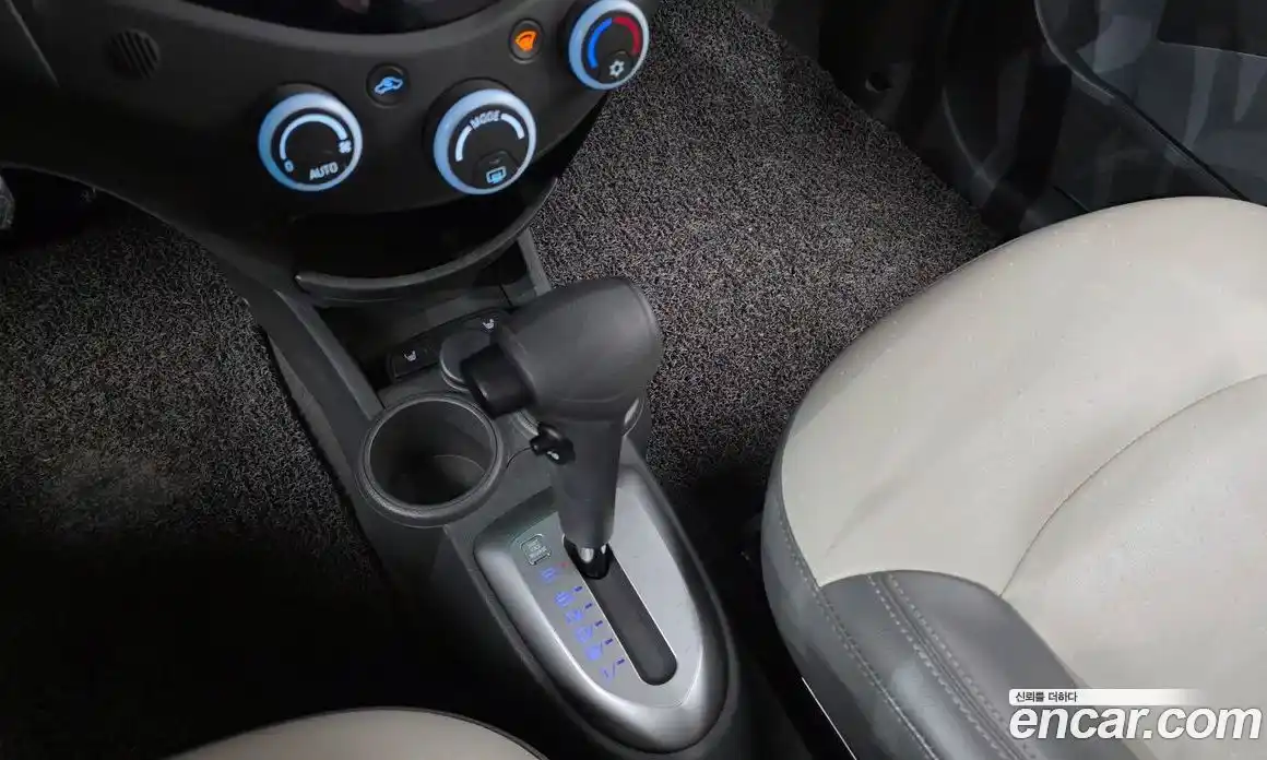 Chevrolet Spark 2012 1.0 Автомат в Москве № 21133, фото 3