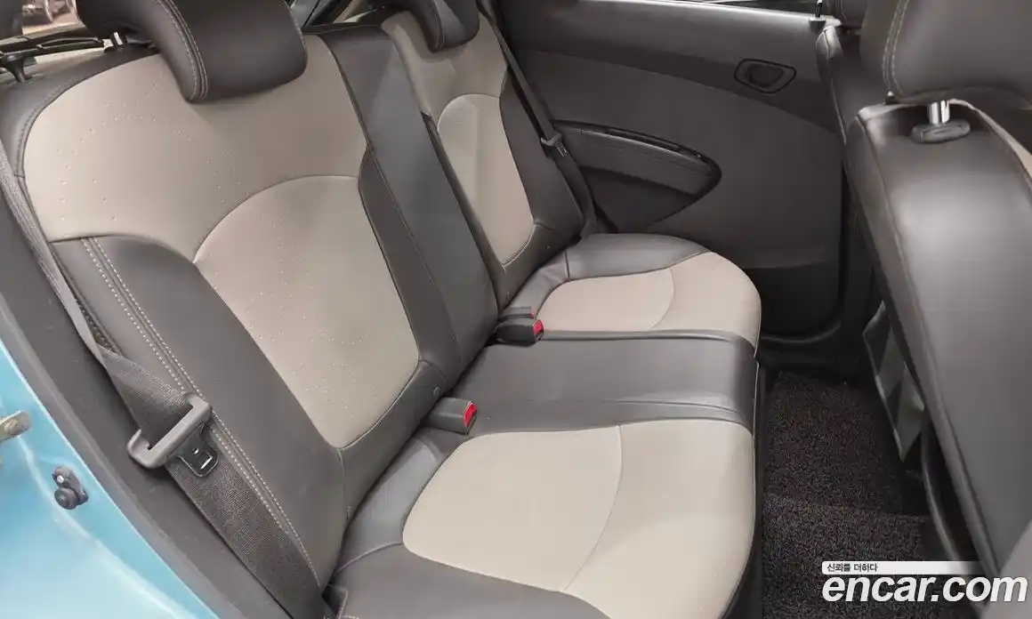 Chevrolet Spark 2012 1.0 Автомат в Москве № 21133, фото 4