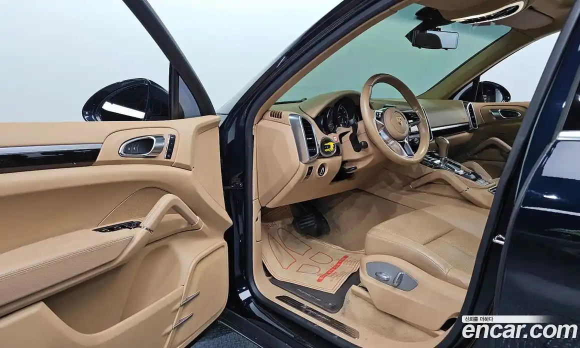 Porsche Cayenne 2016 3.6 Автомат в Москве № 213274, фото 4