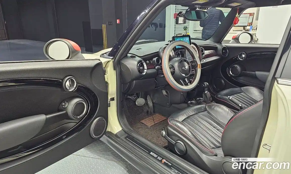 Mini Clubman 2012 1.6 Автомат в Москве № 214406, фото 10