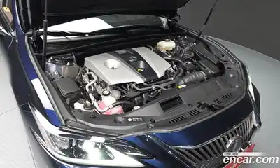 Lexus ES 2021 2.5 Автомат в Москве № 214627, миниатюра 6