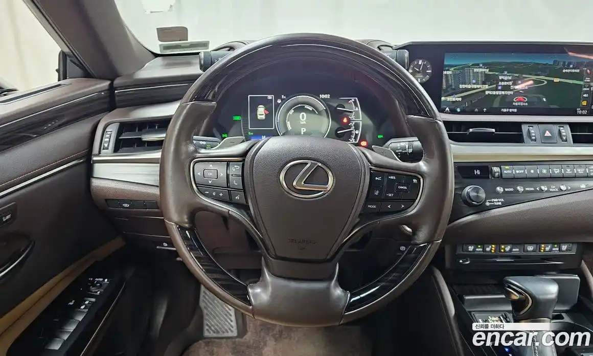 Lexus ES 2020 2.5 Автомат в Москве № 214658, фото 18
