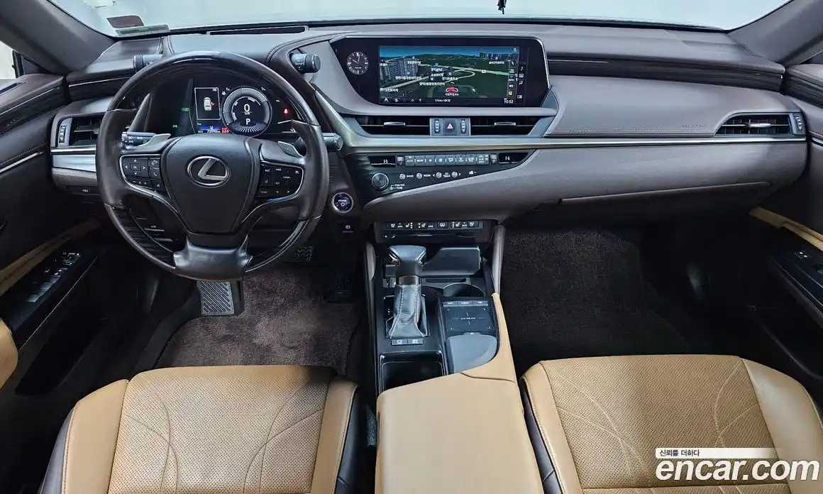 Lexus ES 2020 2.5 Автомат в Москве № 214658, фото 3