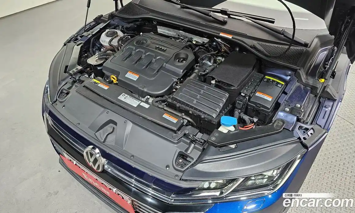 Volkswagen Arteon 2018 2.0 Автомат в Москве № 214954, фото 15