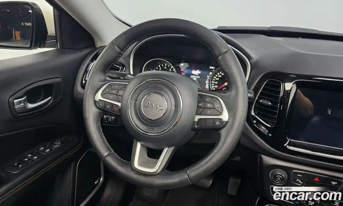 Jeep Compass 2018 2.4 Автомат в Москве № 215451, фото 14