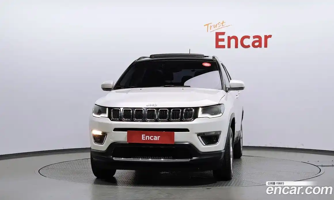 Jeep Compass 2018 2.4 Автомат в Москве № 215451, фото 17