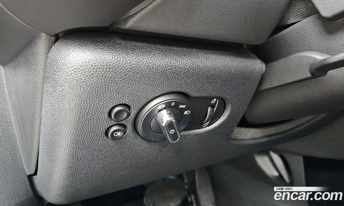 Mini Cooper 2022 1.5 Автомат в Москве № 216346, фото 15